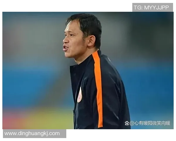 当足球球星走下神坛展现接地气一面引发球迷热议 当足球球星走下神坛展现接地气一面引发球迷热议