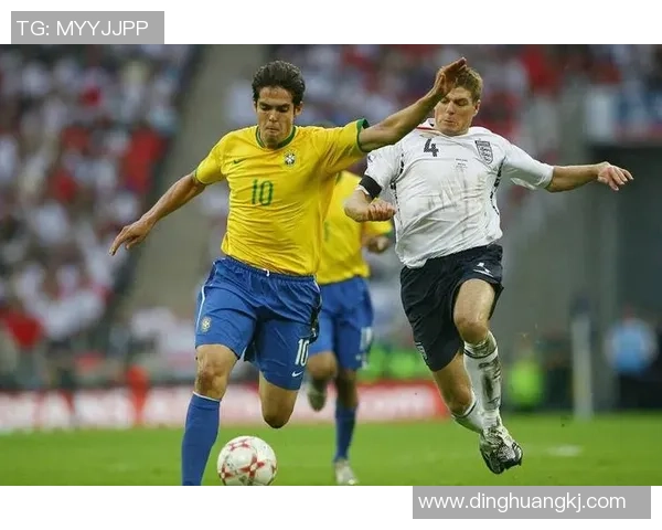 足球球星卡罗尔的国籍解析及其在国际赛场的表现 足球球星卡罗尔的国籍解析及其在国际赛场的表现